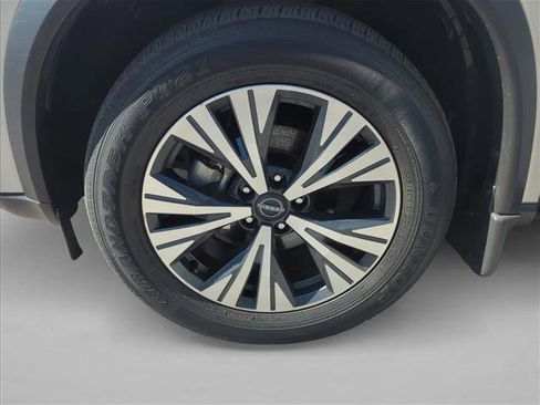 Used 2023 Nissan Rogue SV image 22