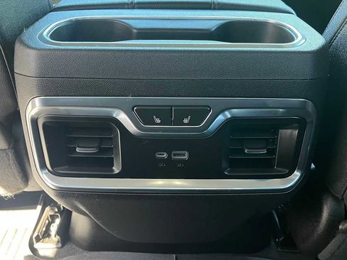 Used 2022 Chevrolet Silverado 1500 LTZ w/ LTZ Premium Package AWD/4WD image 9