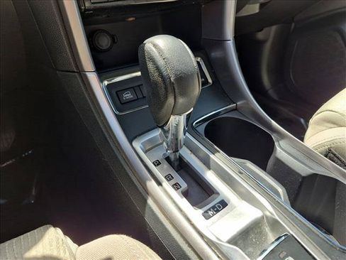 Used 2019 Subaru Ascent Premium w/ Popular Package #3 AWD/4WD image 13