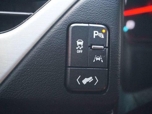 Used 2020 GMC Yukon SLT w/ Open Road Package RWD image 29