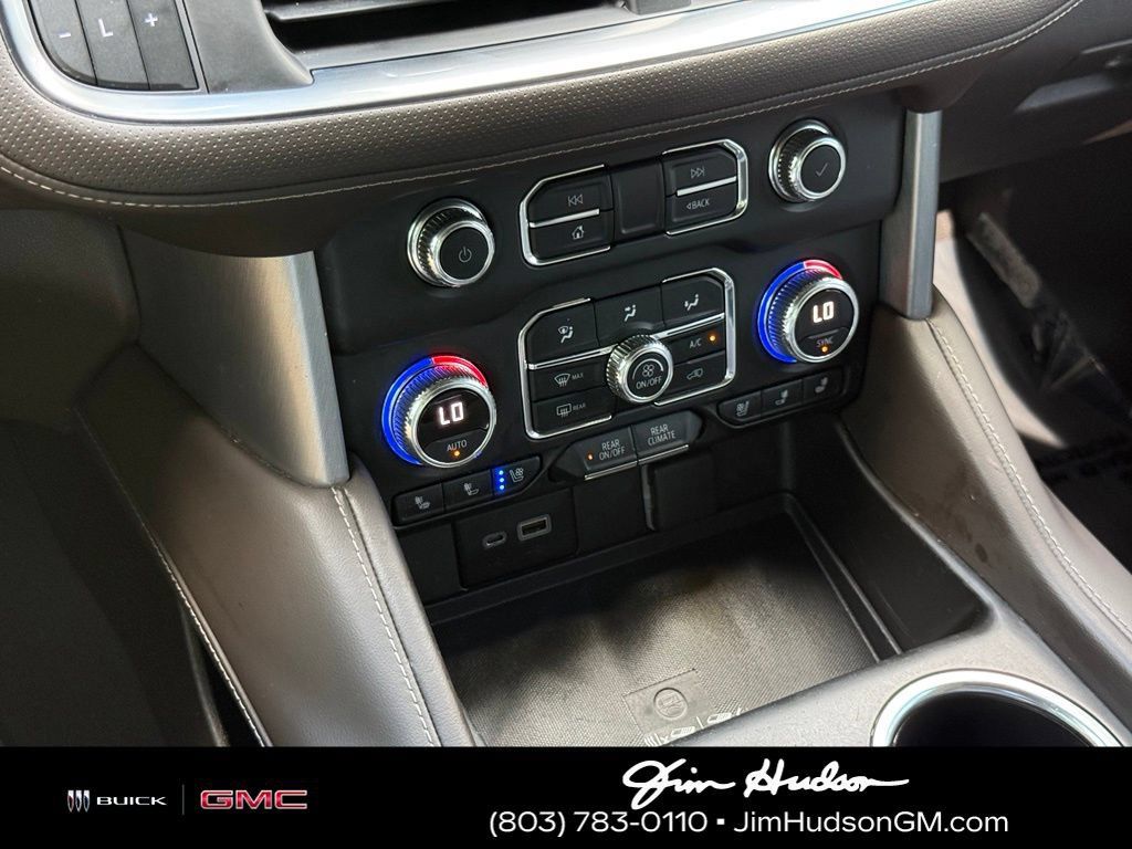 Used 2022 GMC Yukon XL SLT w/ SLT Luxury Package RWD image 36