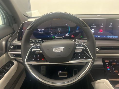 Used 2026 Cadillac Vistiq Sport w/ LPO, Floor Liner Package image 14