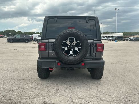 Used 2018 Jeep Wrangler Unlimited Rubicon AWD/4WD image 4