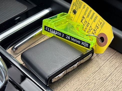 New 2026 Volvo XC60 B5 Plus w/ Protection Package Premier image 25