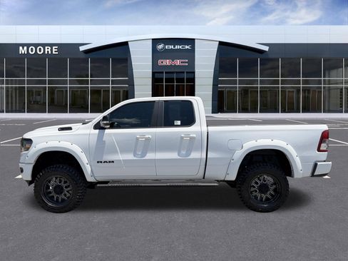 Used 2022 RAM 1500 Big Horn w/ Night Edition AWD/4WD image 6