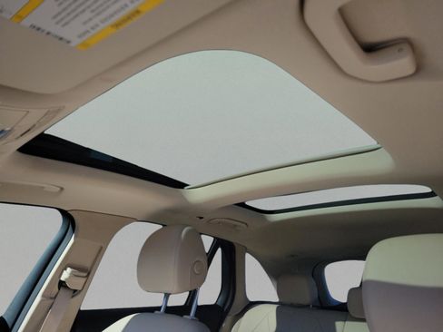 Certified 2022 Mercedes-Benz GLC 300 GLC 300 image 32