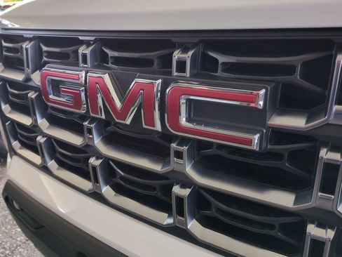 New 2025 GMC Canyon AT4 image 24