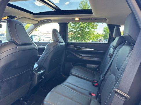 Used 2023 INFINITI QX60 Luxe w/ Cargo Package AWD/4WD image 8