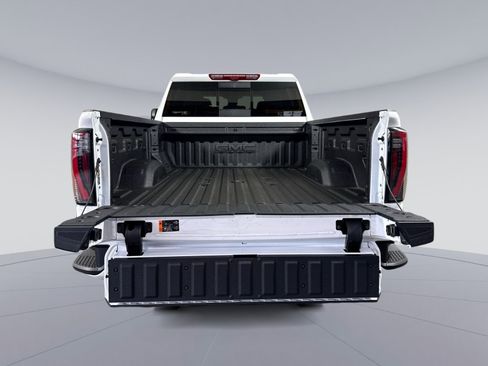 New 2026 GMC Sierra 2500 AT4 w/ Technology Package AWD/4WD image 26