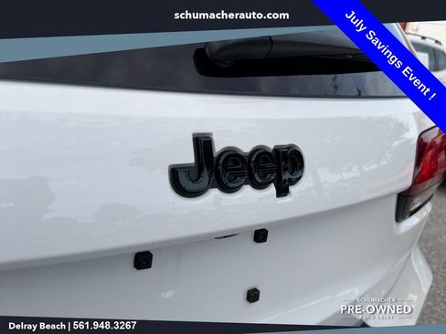 Used 2019 Jeep Grand Cherokee Altitude RWD image 13