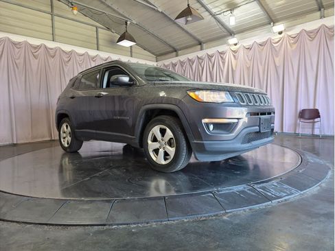 Used 2020 Jeep Compass Latitude FWD image 7