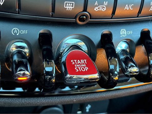 Used 2020 MINI Cooper Clubman S image 6