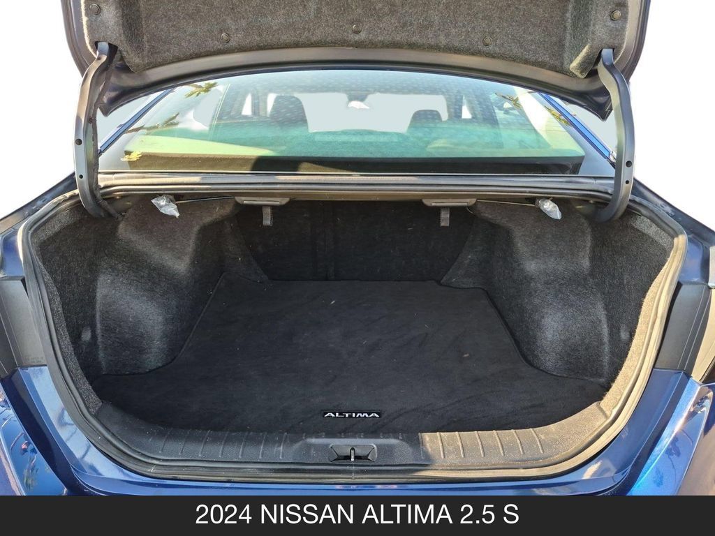 Certified 2024 Nissan Altima 2.5 S FWD image 23