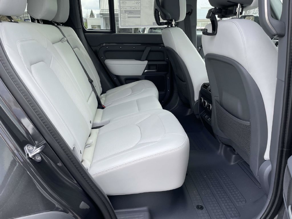 New 2026 Land Rover Defender 110 S AWD/4WD image 19