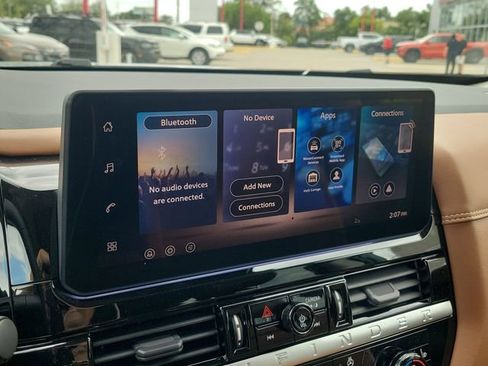New 2026 Nissan Pathfinder Platinum AWD/4WD image 28