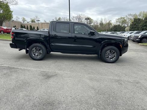 New 2026 Nissan Frontier SV w/ Tow Package AWD/4WD image 8