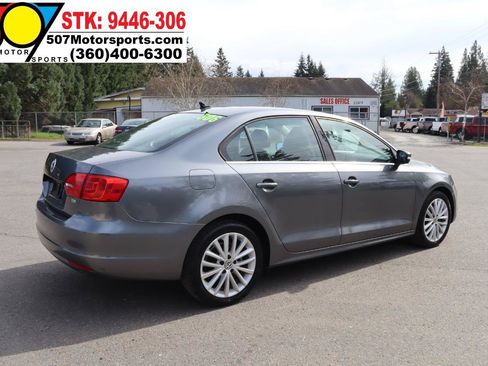 Used 2014 Volkswagen Jetta TDI FWD image 9
