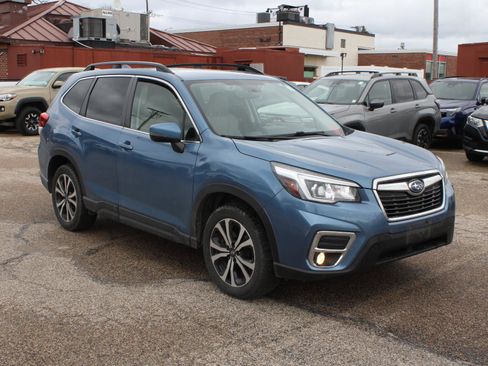Used 2020 Subaru Forester Limited AWD/4WD image 3
