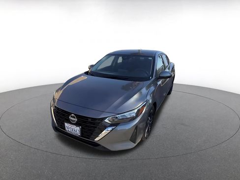 Used 2025 Nissan Sentra SV FWD image 7