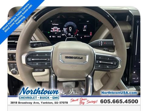 Used 2025 GMC Yukon Denali w/ Denali Reserve Package image 14