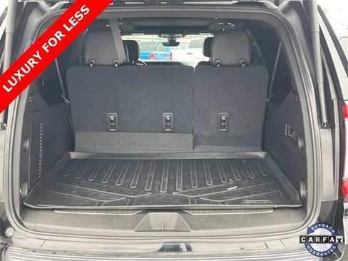 Used 2021 GMC Yukon XL Denali w/ Advanced Technology Package image 12