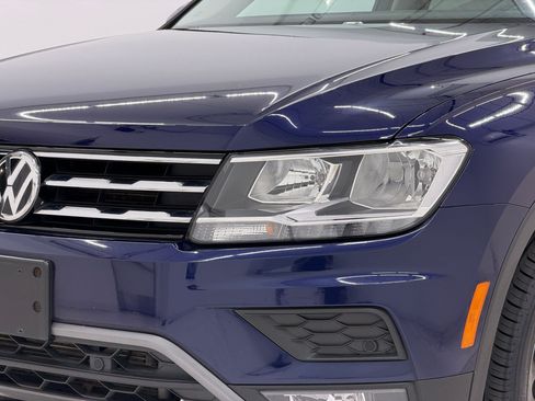 Used 2021 Volkswagen Tiguan SEL AWD/4WD image 12