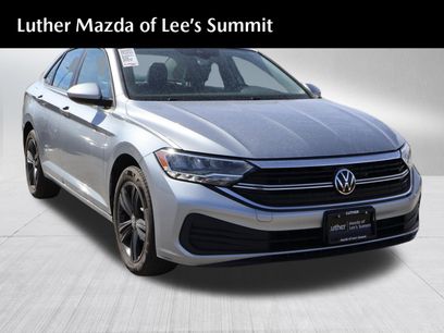 Used 2024 Volkswagen Jetta SE w/ Panoramic Sunroof Package