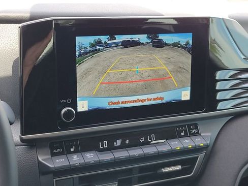 Used 2025 Toyota Camry LE w/ Convenience Package FWD image 21