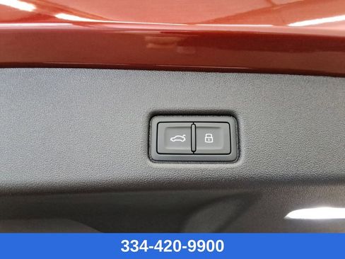 New 2025 Audi Q5 Prestige image 23