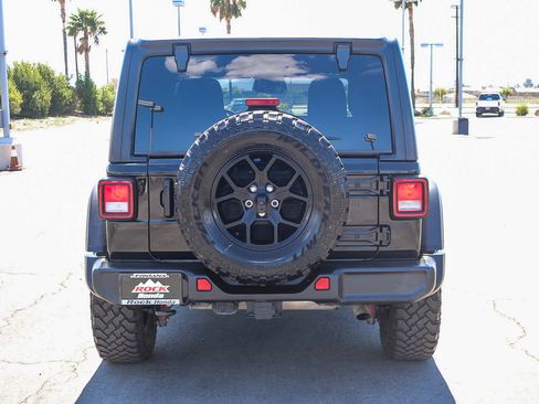 Used 2025 Jeep Wrangler Unlimited Sport AWD/4WD image 7
