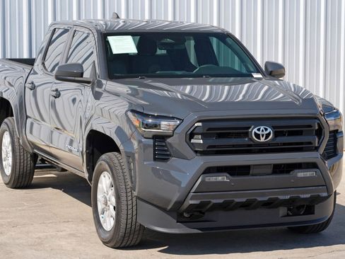 Used 2024 Toyota Tacoma SR5 w/ SR5 Upgrade Package image 53