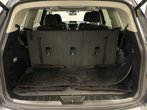 Used 2021 Subaru Ascent Limited w/ Technology Package image 5