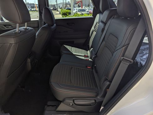 New 2026 Nissan Pathfinder Rock Creek image 8