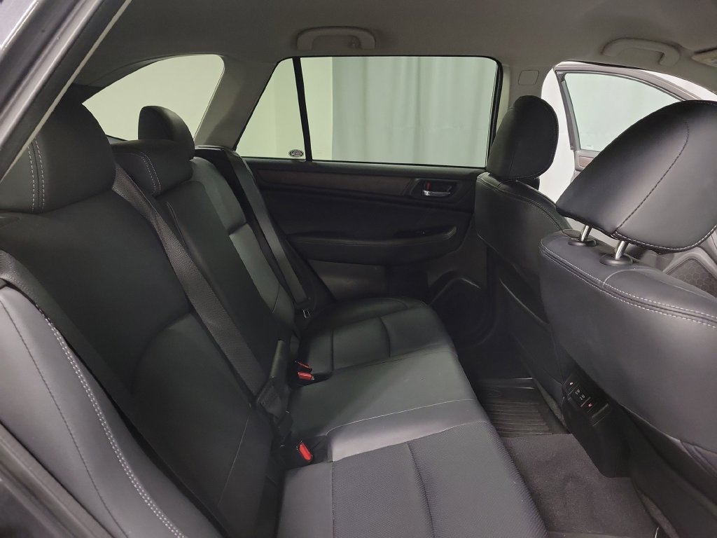 Used 2019 Subaru Outback 2.5i Limited AWD/4WD image 33