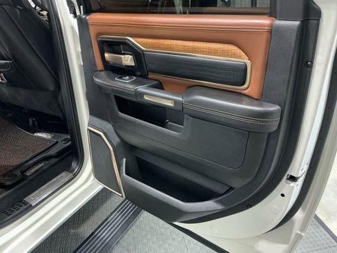 Used 2024 RAM 3500 Limited w/ Safety Group image 23