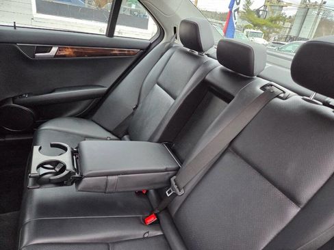 Used 2013 Mercedes-Benz C 300 4MATIC Sedan image 11