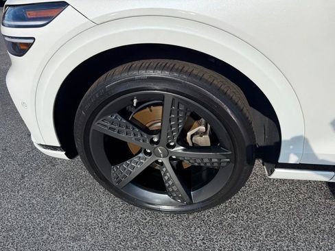 Used 2022 Genesis GV70 2.5T w/ Sport Prestige Package image 43