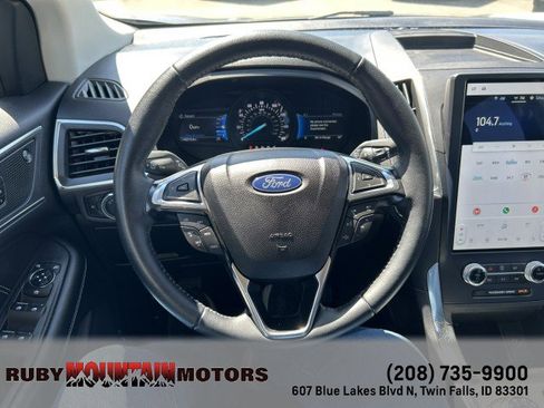 Used 2023 Ford Edge Titanium AWD/4WD image 4