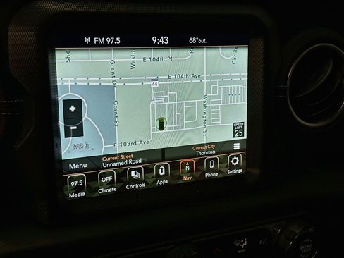 Used 2023 Jeep Wrangler Unlimited Sahara AWD/4WD image 22