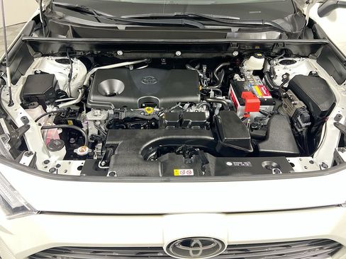 Used 2022 Toyota RAV4 Limited FWD image 30