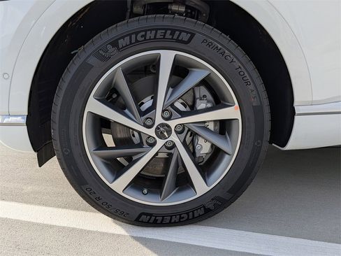 New 2026 Genesis GV80 2.5T Advanced image 9