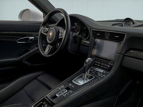 Used 2019 Porsche 911 Turbo S image 30