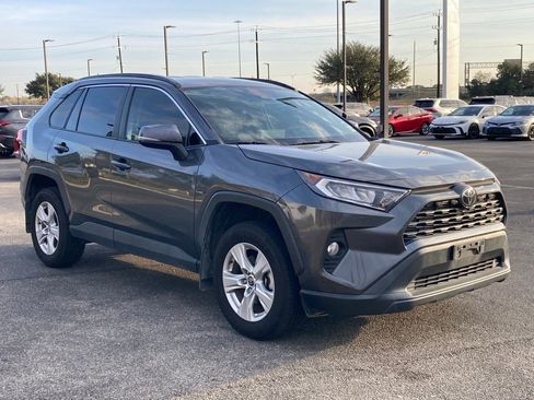 Certified 2021 Toyota RAV4 XLE image 3