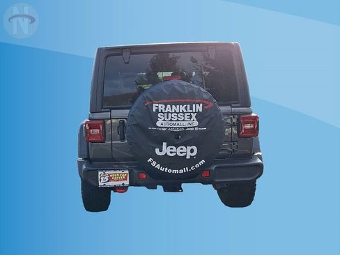 Used 2025 Jeep Wrangler Unlimited Rubicon w/ Safety Group image 7