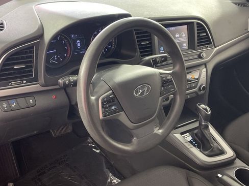 Used 2018 Hyundai Elantra SEL image 12