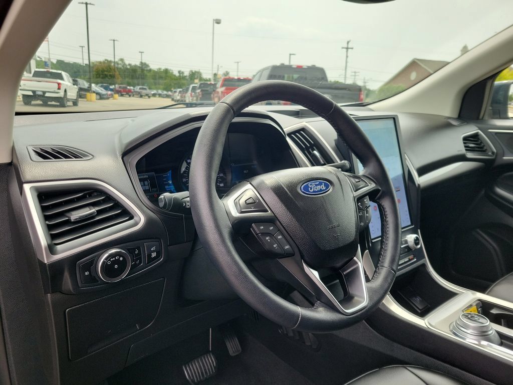 Used 2023 Ford Edge SEL w/ Convenience Package AWD/4WD image 21