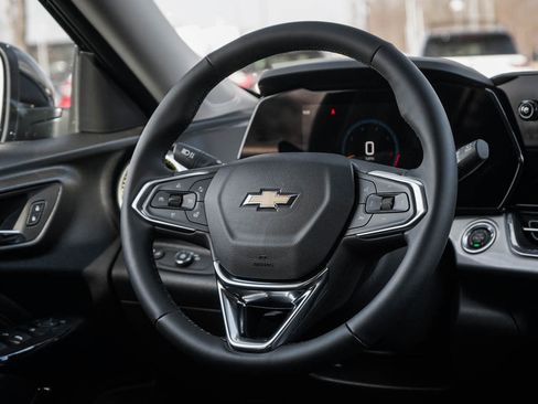 New 2026 Chevrolet Trax LT w/ Driver Confidence Package image 14