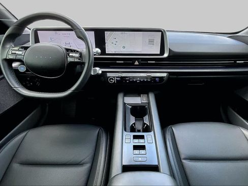 Used 2023 Hyundai Ioniq 6 SEL RWD image 15