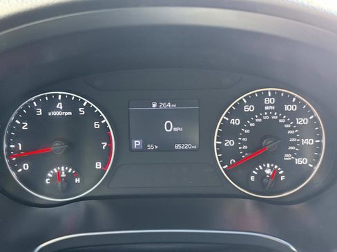 Used 2021 Kia Seltos S image 35