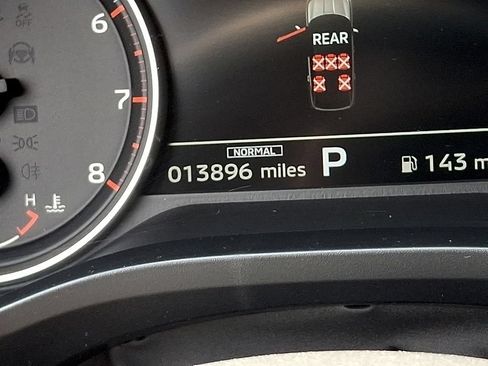 Used 2025 Mitsubishi Outlander SE AWD/4WD image 20